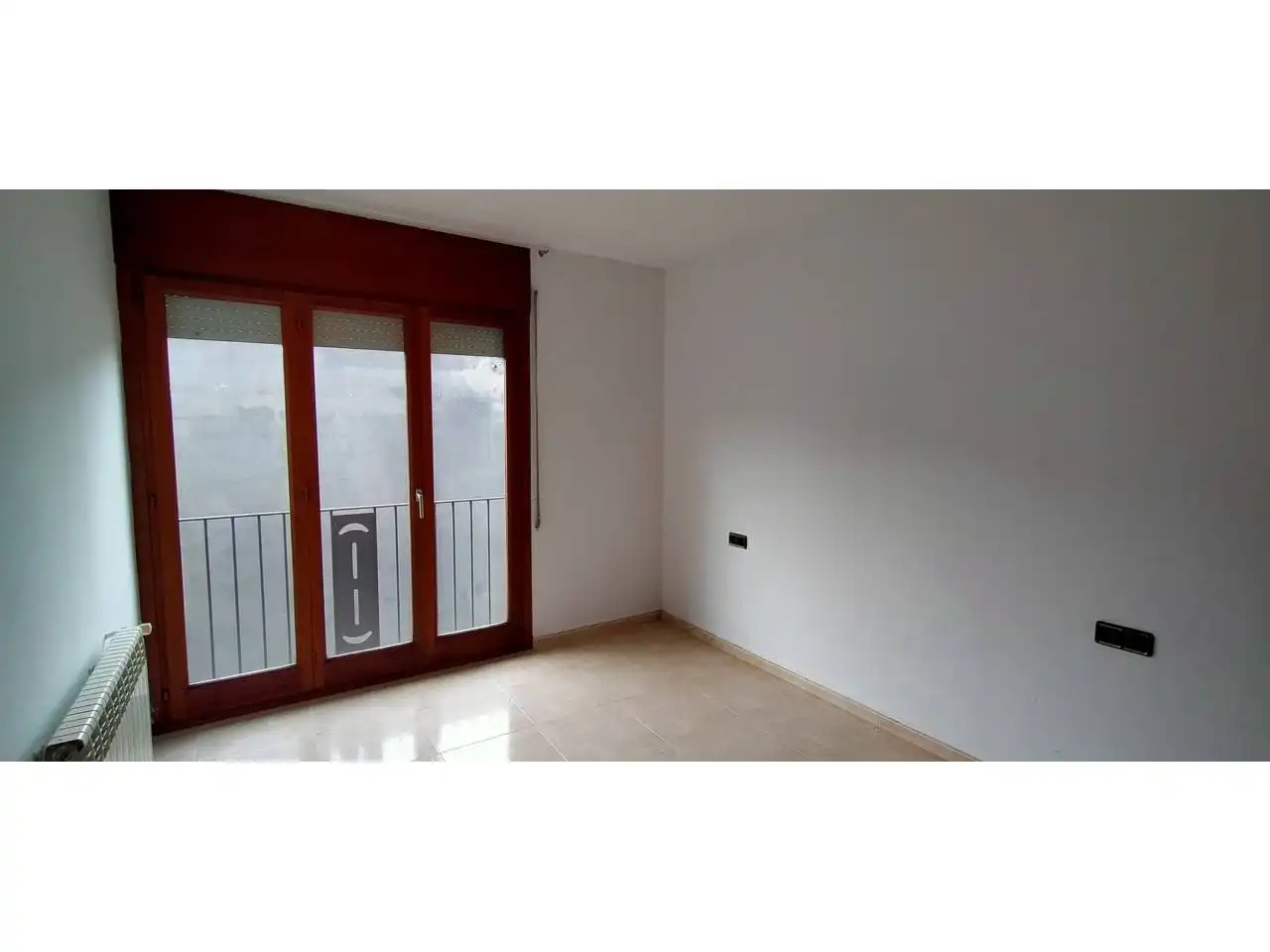 Habitación de Casa o chalet en venta en Olot con Calefacción y Jardín privado