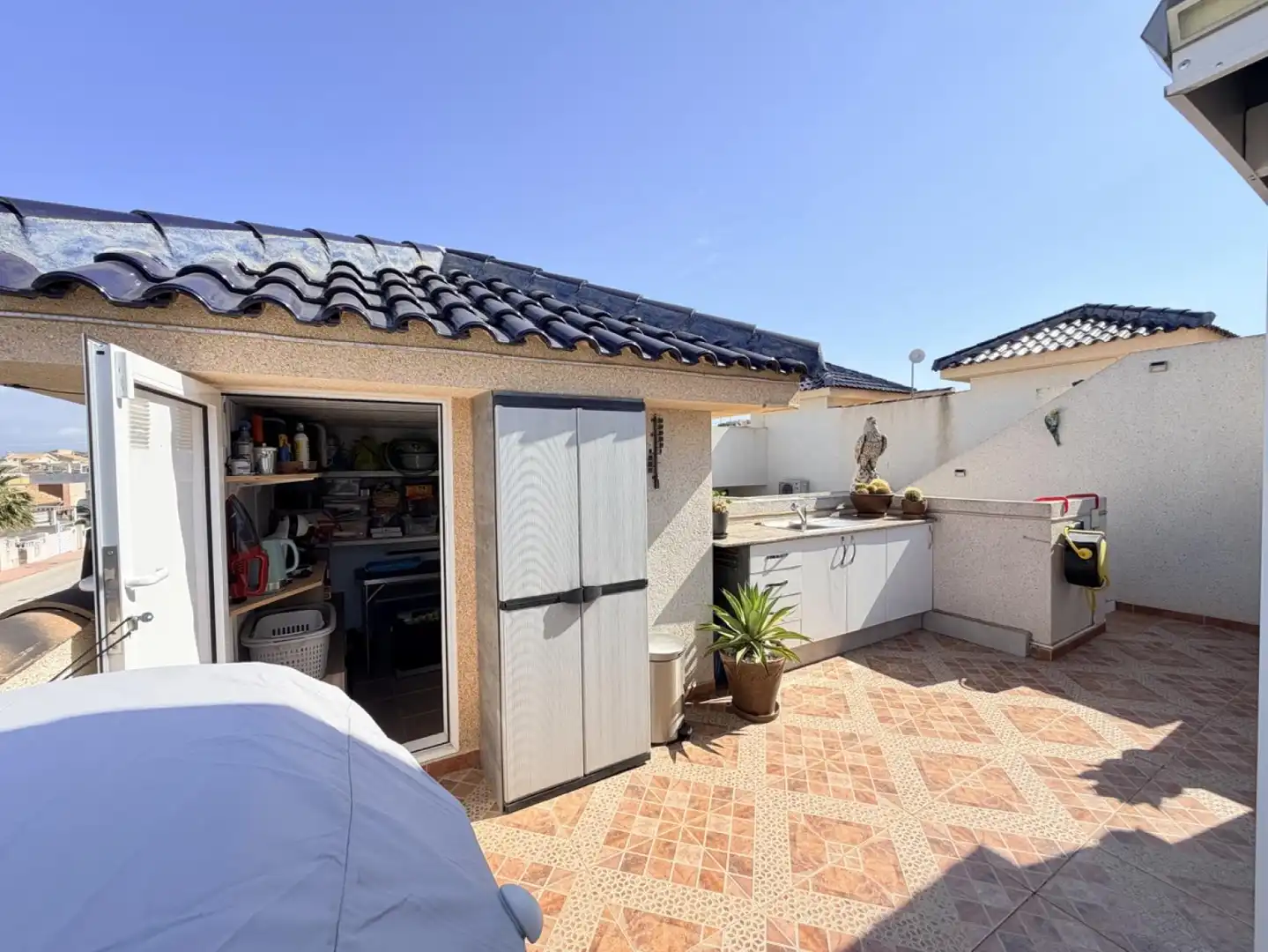 Terrasse von Einfamilien-Reihenhaus zum Verkauf in Zaragoza