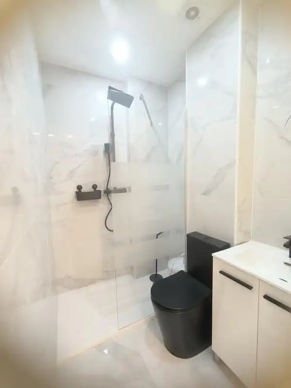 Bany de Loft en venda en Madrid amb Calefacció i Moblat