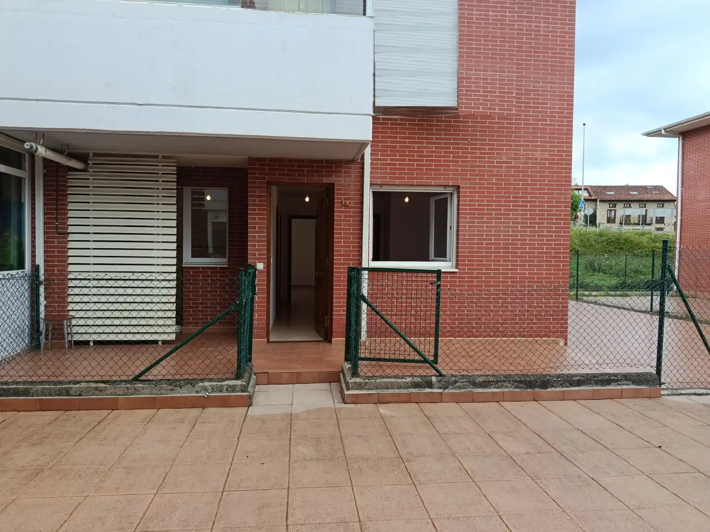 Vista exterior de Piso en venta en Reocín con Calefacción, Jardín privado y Parquet