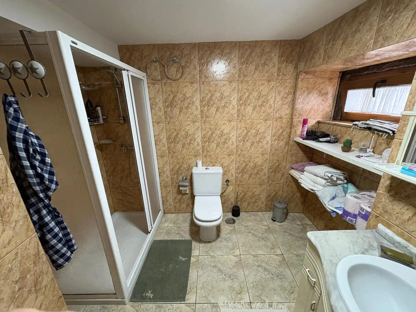 Bathroom of Houses for rent in Covelo  with Private garden, Swimming Pool and Furnished