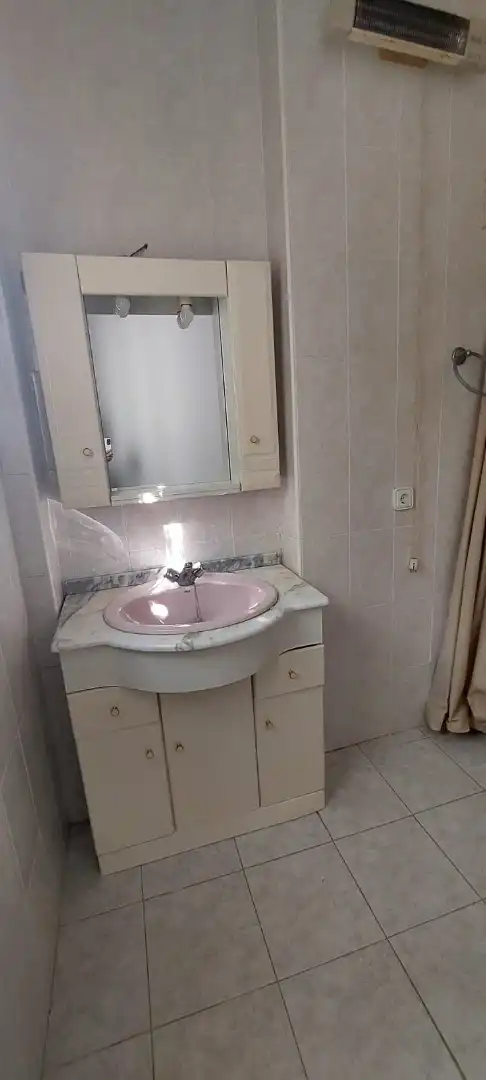 Baño de Casa o chalet para compartir en Marbella con Aire acondicionado, Terraza y Amueblado