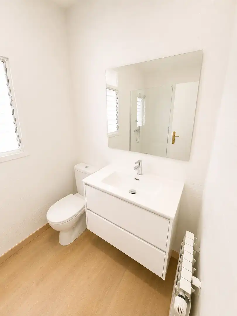 Baño de Piso de alquiler en Andorra la Vella con Calefacción y Terraza