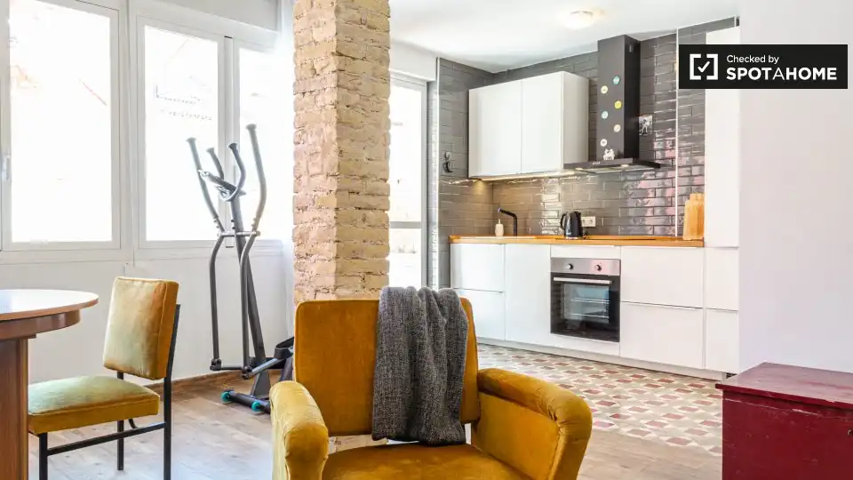 Cocina de Piso de alquiler en Valencia con Aire acondicionado, Calefacción y Amueblado
