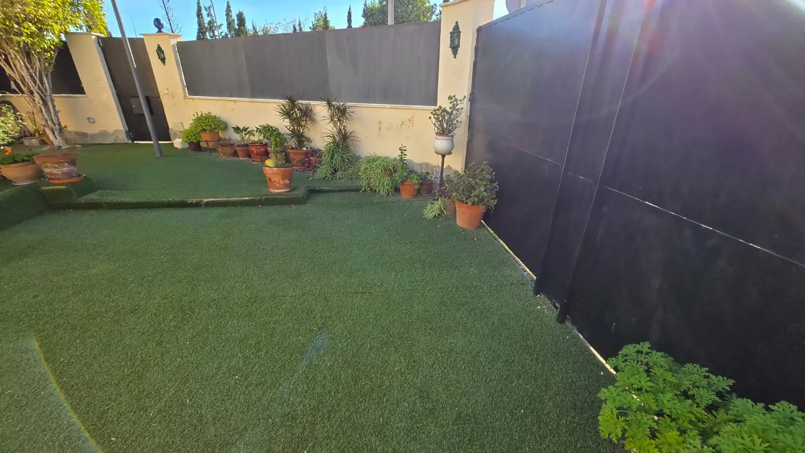 Garten von Einfamilien-Reihenhaus zum Verkauf in Alhaurín de la Torre mit Klimaanlage, Privatgarten und Abstellraum