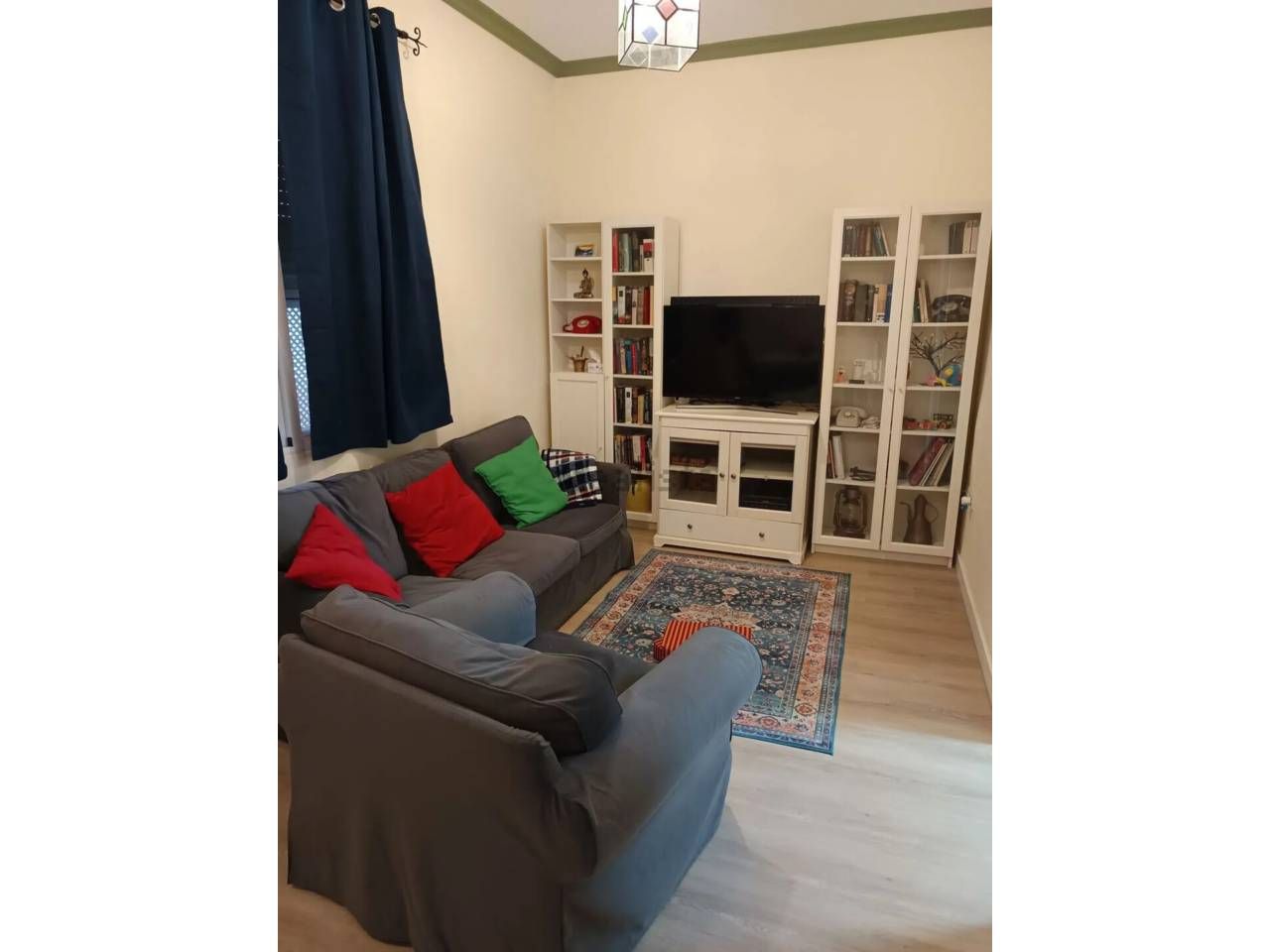 Sala d'estar de Apartament en venda en  Sevilla Capital amb Aire condicionat, Parquet i Moblat