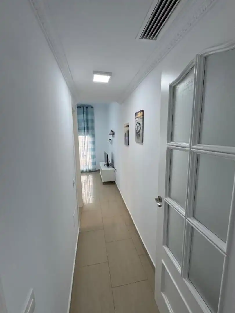 Wohnung zum Verkauf in Garrucha mit Klimaanlage, Heizung und Terrasse