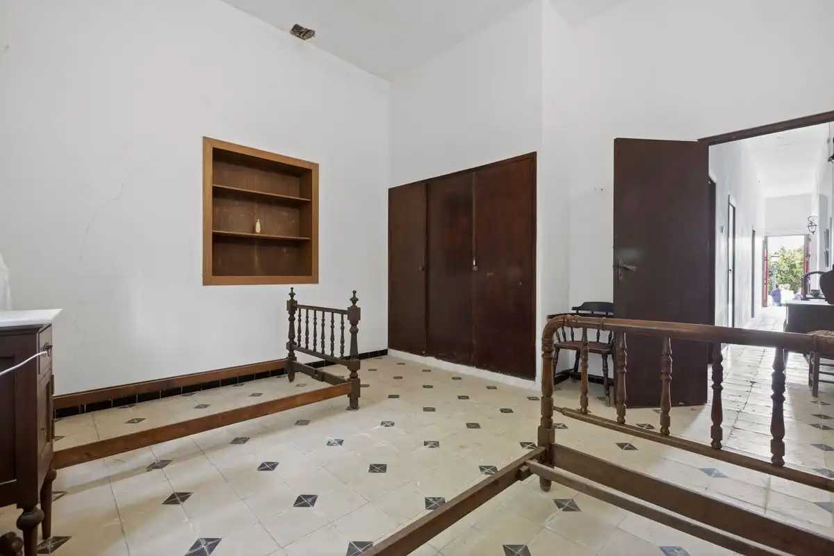 Finca rústica en venta en C. Pablo Picasso, Lora del Río