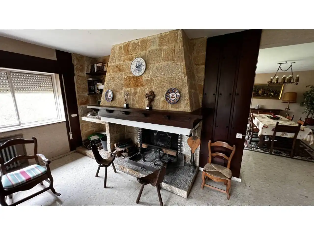 Sala d'estar de Casa o xalet en venda en Merindad de Montija amb Calefacció, Jardí privat i Parquet