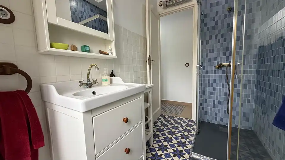 Baño de Piso en venta en Cartagena con Aire acondicionado y Calefacción
