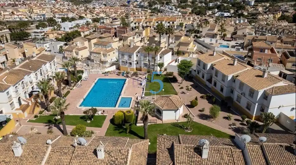 Flat with terrace for sale in San Miguel de Salinas, imagen 2