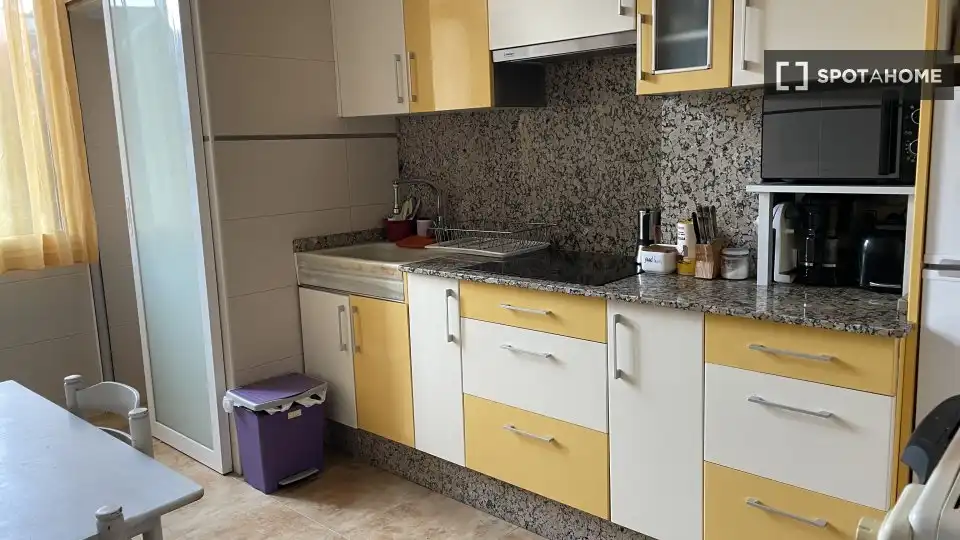 Habitación en Plaza España - Corte Inglés