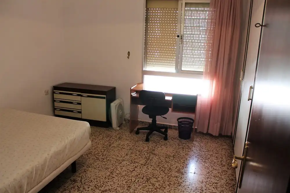 Habitación de Piso de alquiler en Málaga con Aire acondicionado, Calefacción y Terraza