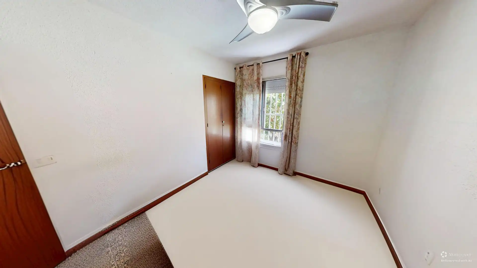 Habitación de Piso en venta en Alicante / Alacant con Terraza y Internet