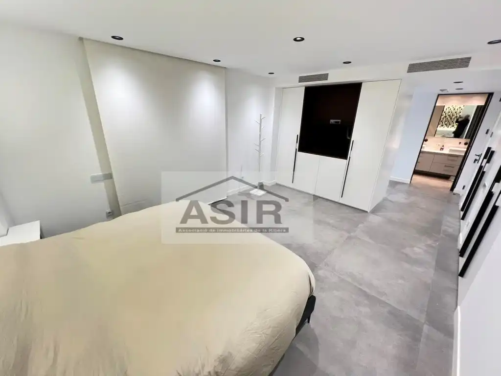 Bedroom of Houses for sale in Algemesí  with Air Conditioner and Swimming Pool