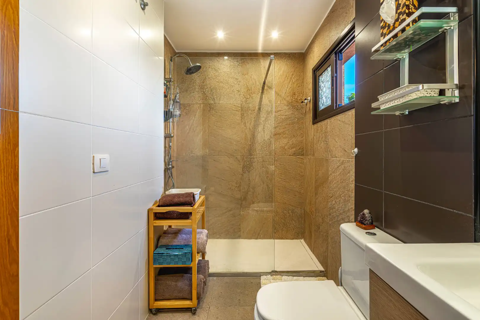 Bathroom of Detached homes for sale in Los Realejos  with Parquet flooring, Terrace and Storage room