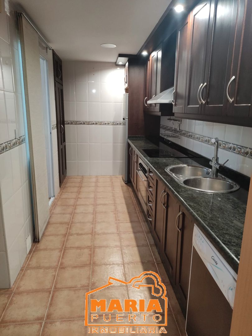 Cocina de Piso de alquiler en Málaga Capital con Aire acondicionado y Terraza