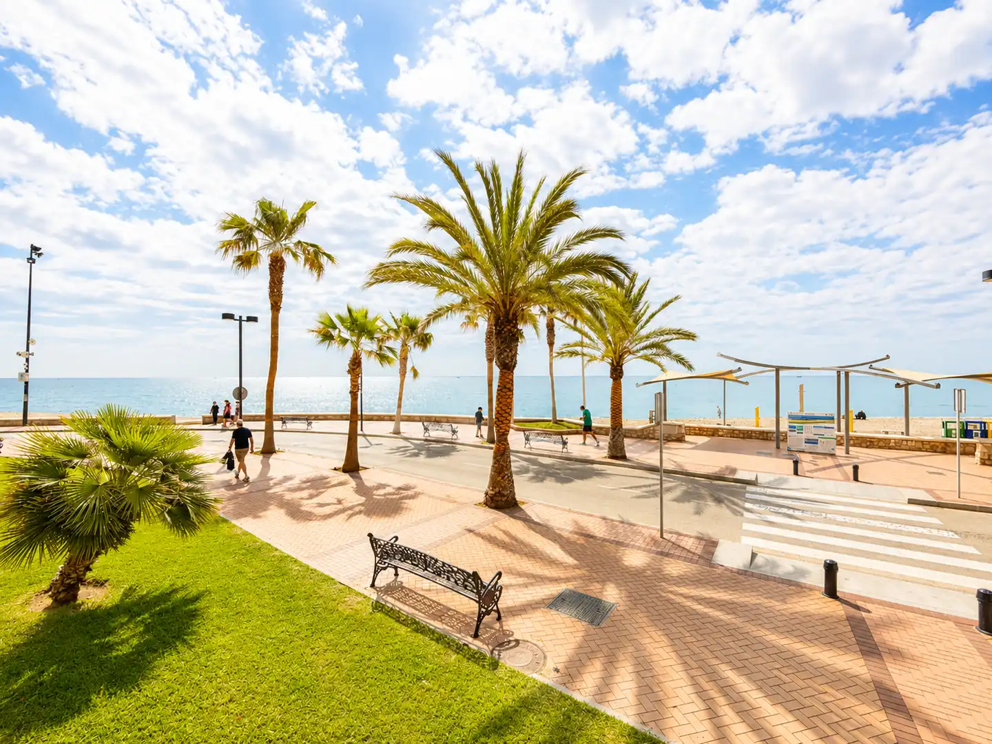 Vista exterior de Dúplex en venda en Fuengirola amb Aire condicionat, Moblat i Forn