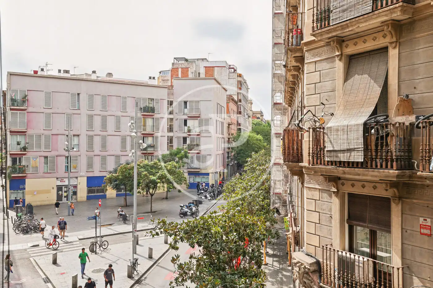 Vista exterior de Piso en venta en Ciutat Vella