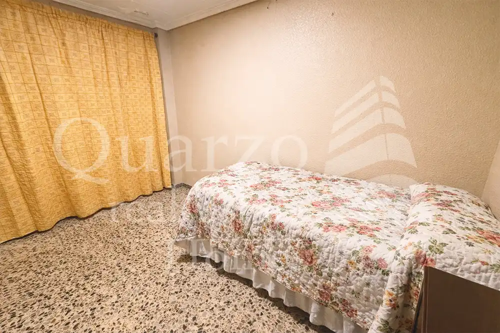 Casa adosada en venda en Real amb Traster i Moblat