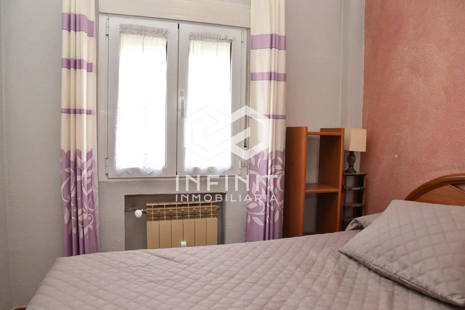Bedroom of Flat for sale in Val