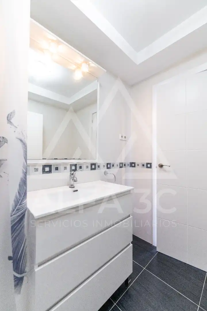 Badezimmer von Wohnung zum Verkauf in Soto del Real mit Heizung, Terrasse und Abstellraum