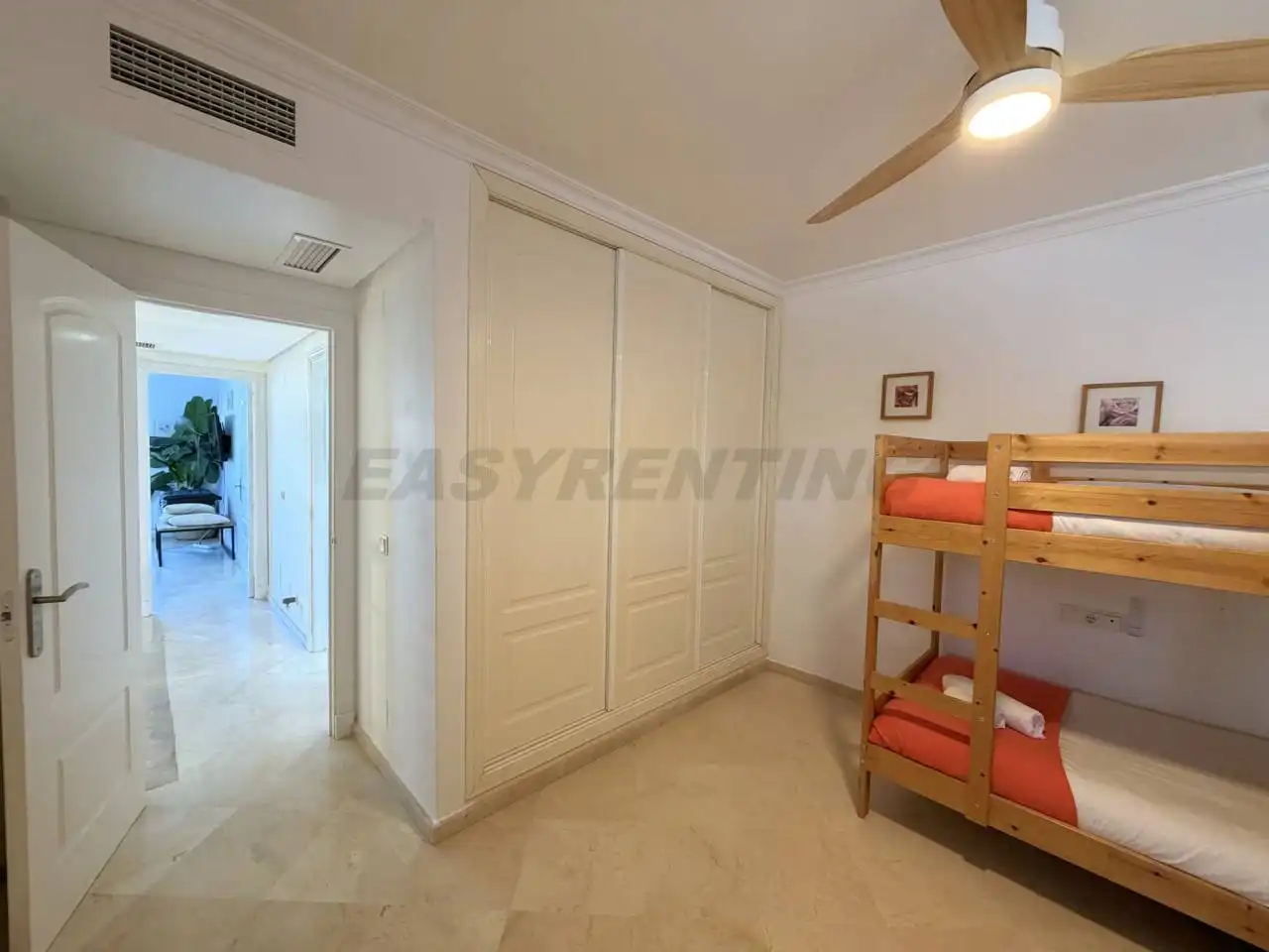 Detached homes for rent in La Alcaidesa  with Air Conditioner, Terrace and Furnished