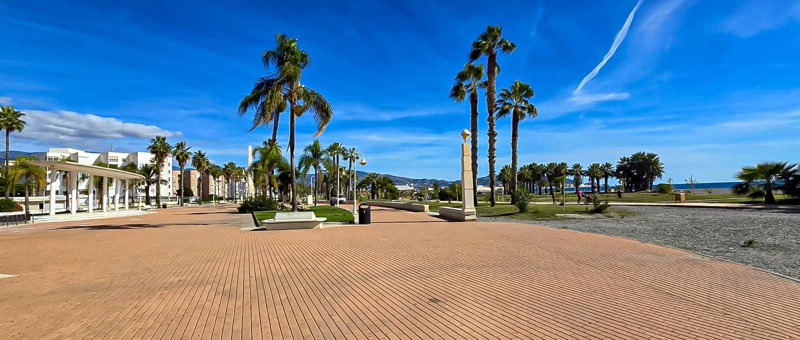 Exterior view of Flat for sale in Motril  with Storage room and Balcony