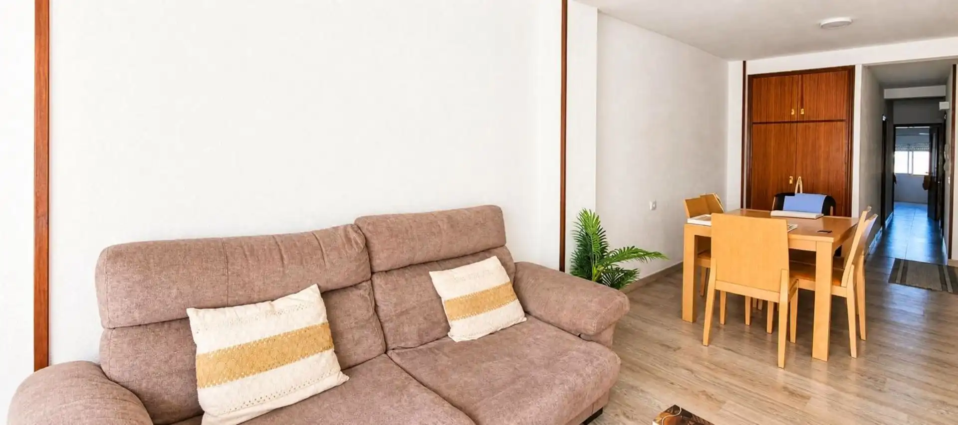 Sala d'estar de Dúplex en venda en Jarandilla de la Vera amb Moblat