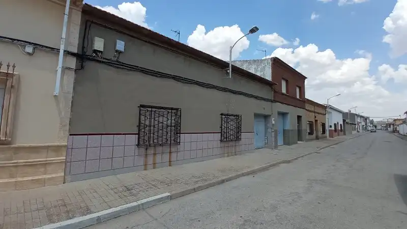 Vista exterior de Casa o chalet en venta en Pedro Muñoz