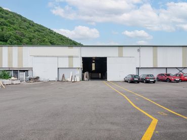 Industriegebäude zum Verkauf in Ablaña Arriba