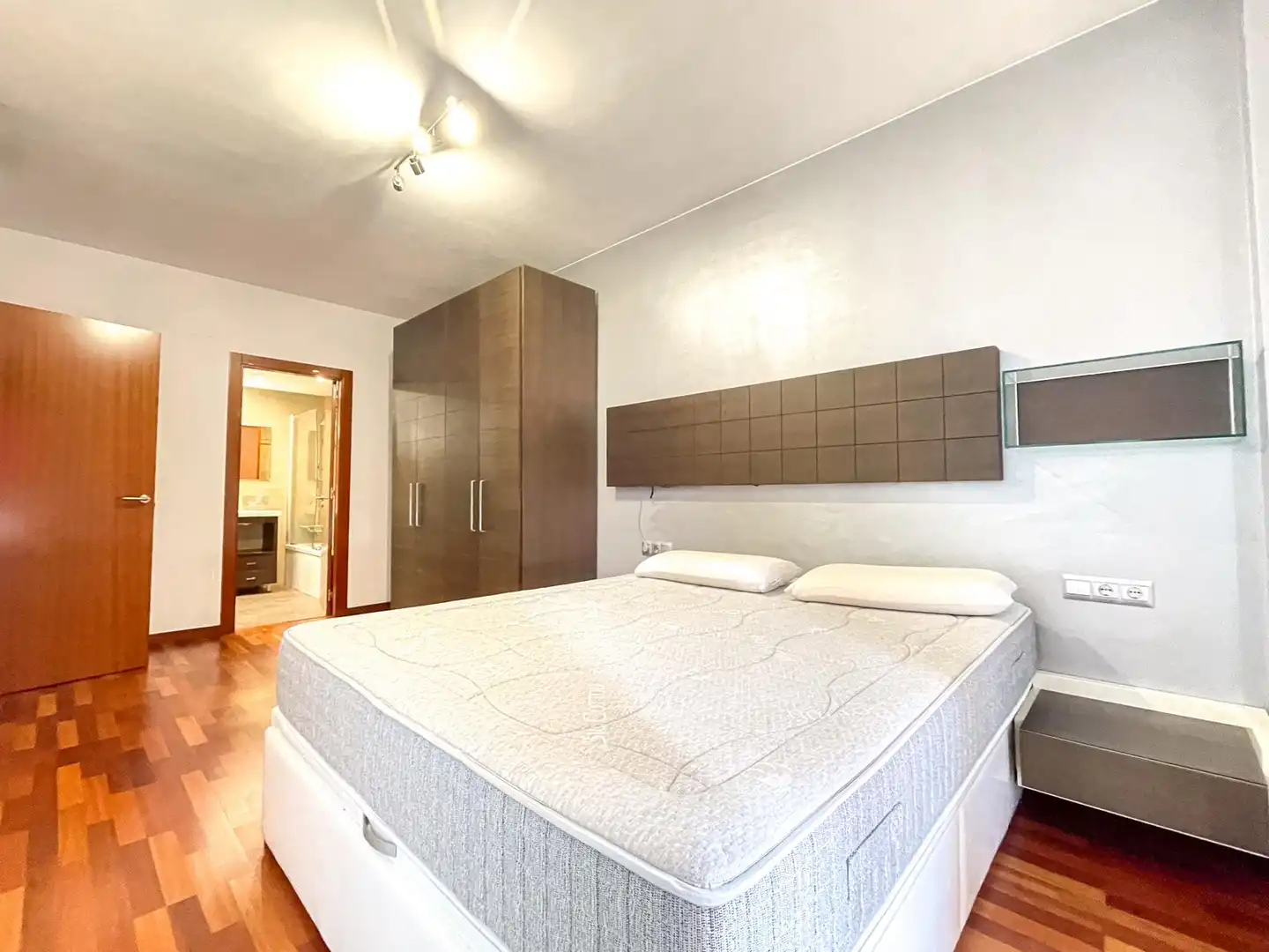 Bedroom of Flat for rent in Santa Perpètua de Mogoda  with Air Conditioner, Heating and Balcony