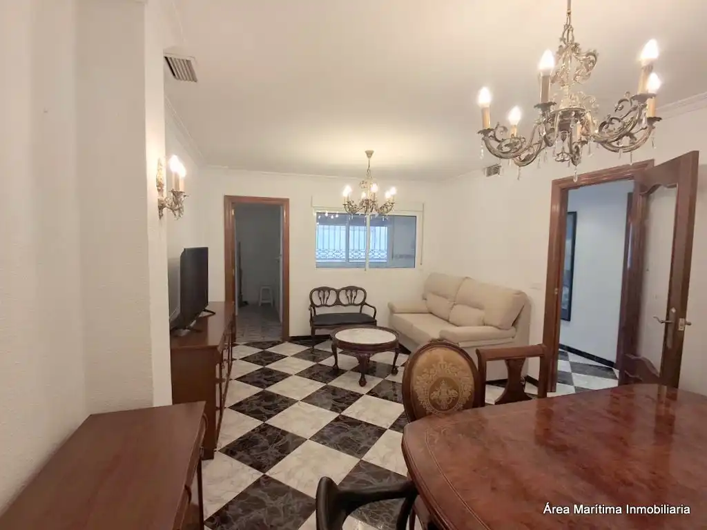 Flat for rent in Carrer d'Ernest Anastasio, El Cabanyal - El Canyamelar