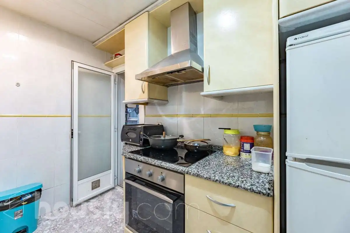 Cocina de Piso en venta en Barcelona con Aire acondicionado y Amueblado