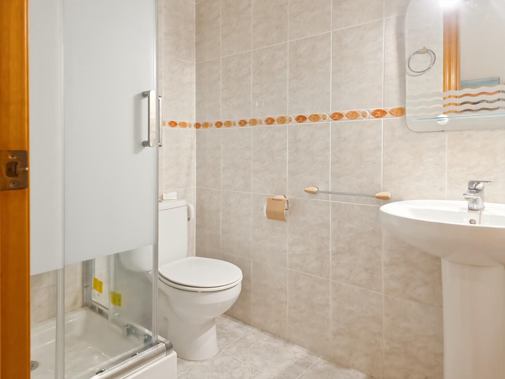 Bathroom of Flat for sale in Calafell  with Air Conditioner and Community pool