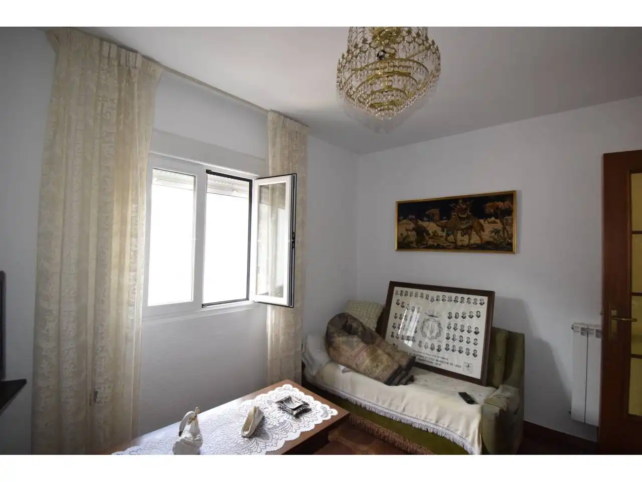 Bedroom of Houses for sale in La Pola de Gordón   with Heating, Private garden and Parquet flooring