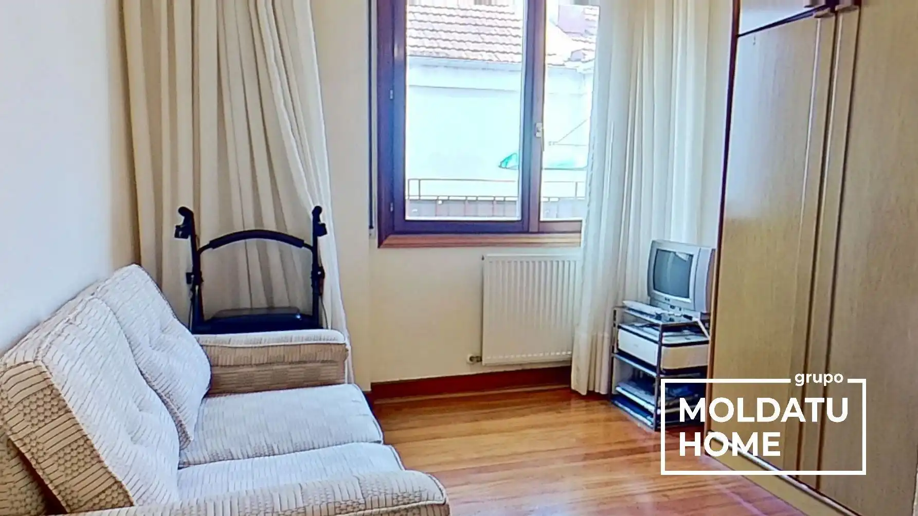 Wohnzimmer von Wohnung zum Verkauf in Barakaldo  mit Heizung, Terrasse und Abstellraum