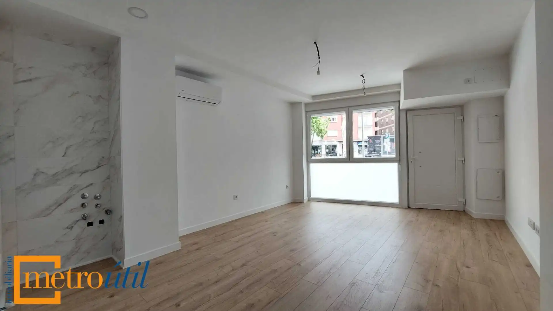 Wohnzimmer von Wohnung zum Verkauf in Salamanca mit Klimaanlage, Heizung und Parkett