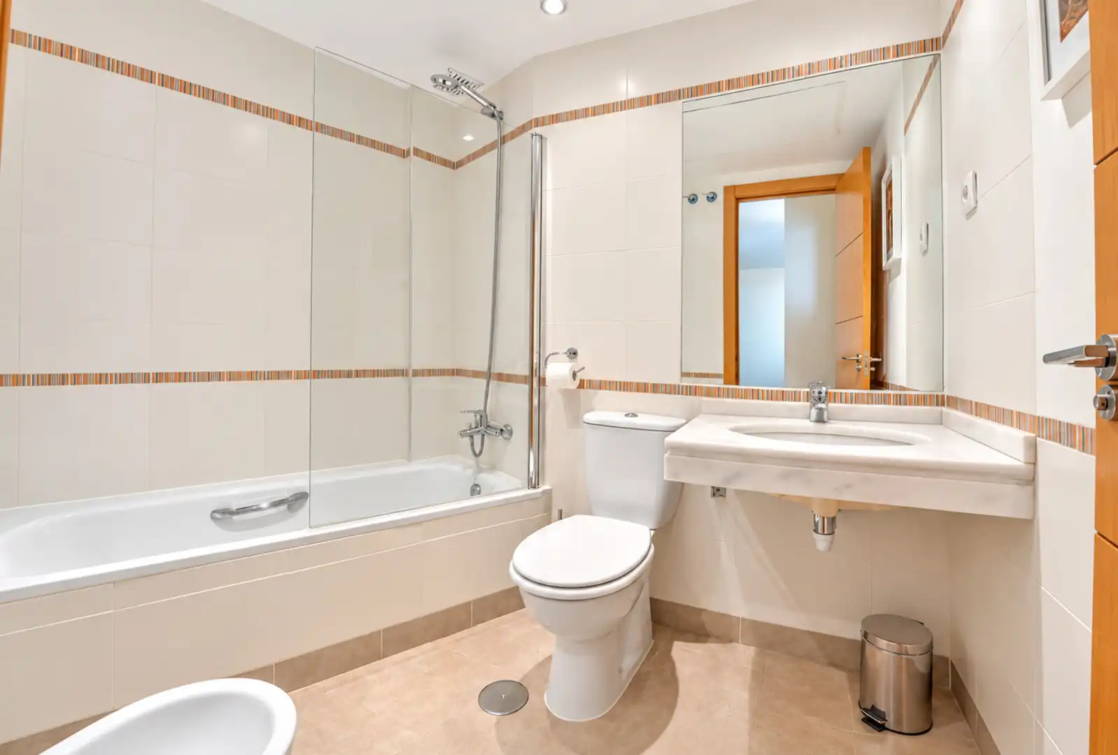 Baño de Ático en venta en Marbella con Aire acondicionado, Trastero y Amueblado