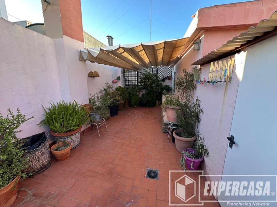 Exterior view of Attic for sale in Burjassot  with Terrace
