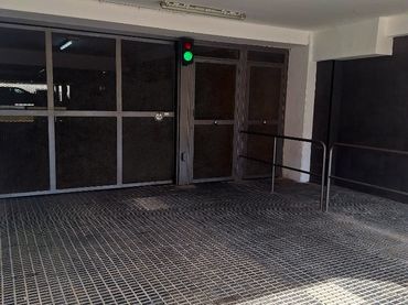 Individual con ascensor en venta en Avinguda 300 53
