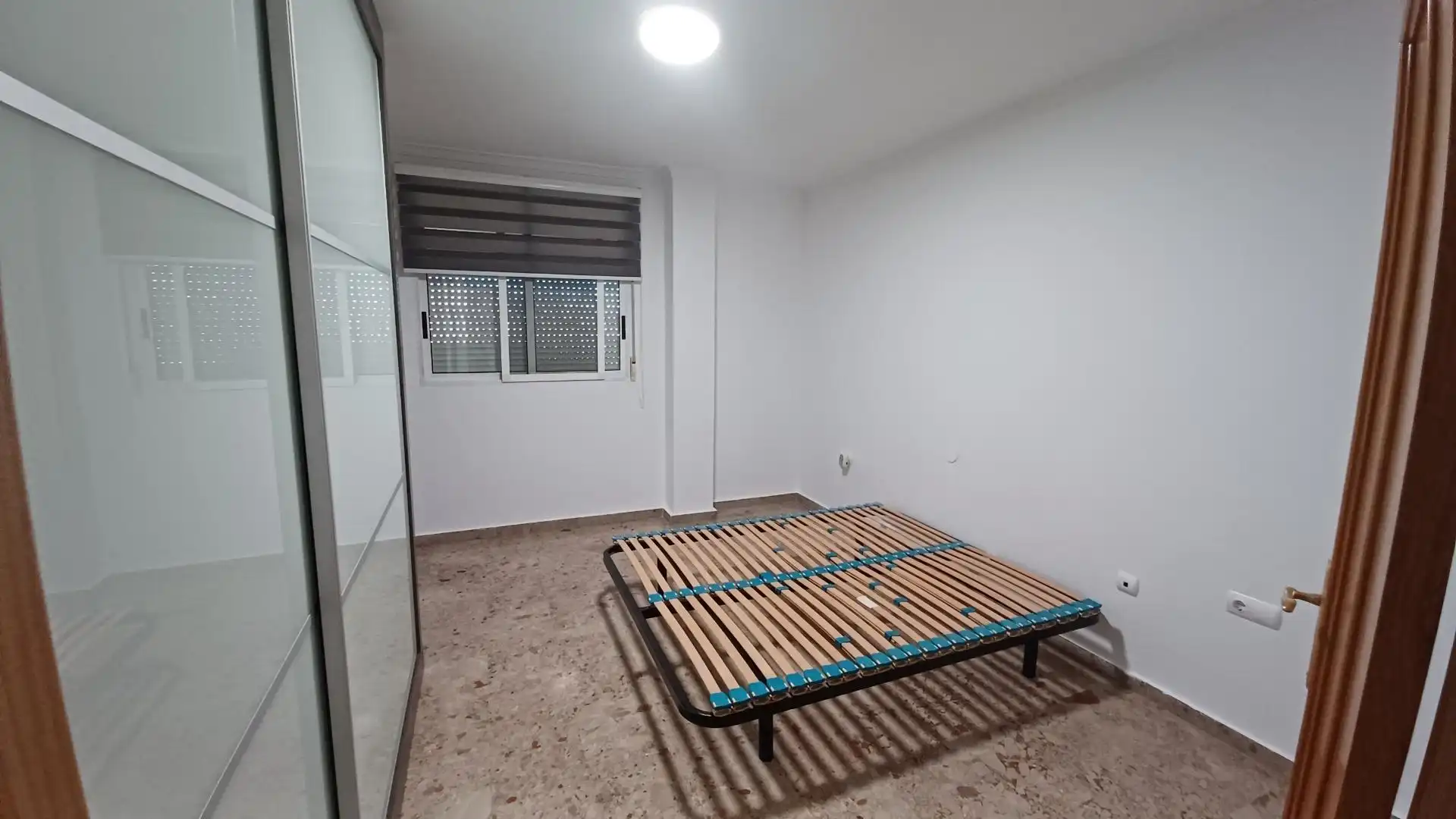 Habitación de Piso de alquiler en Albal con Aire acondicionado, Amueblado y Balcón