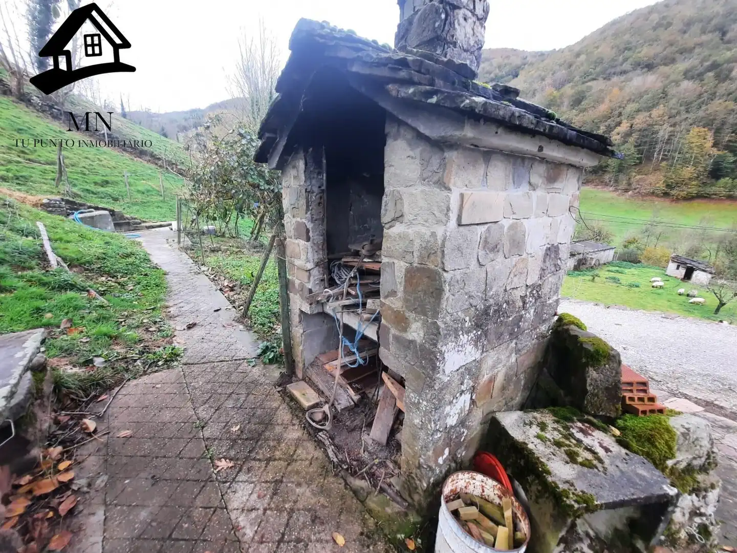 Vista exterior de Finca rústica en venda en Vega de Pas