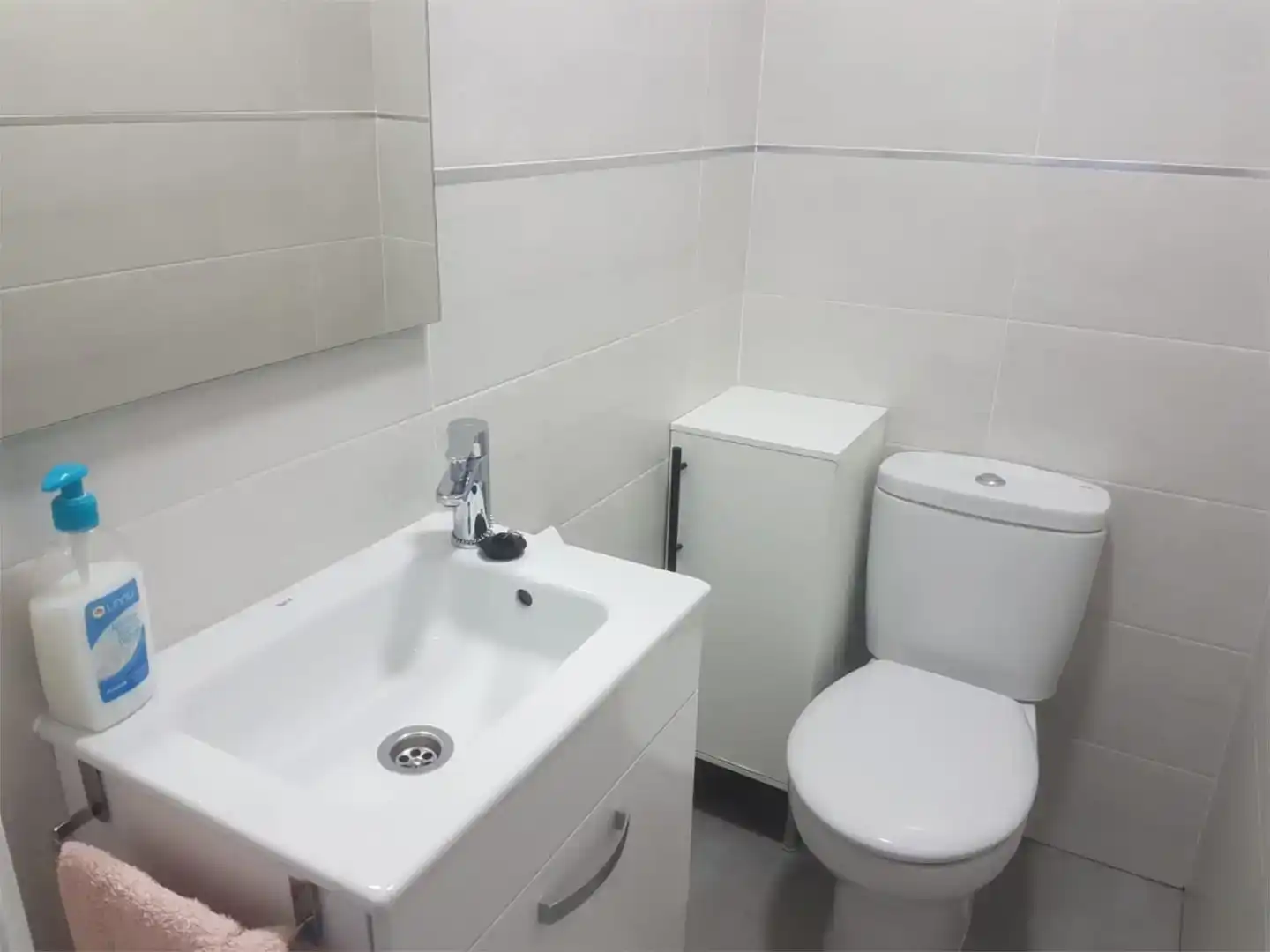 Bathroom of Flat for rent in Torrox  with Air Conditioner, Swimming Pool and Furnished