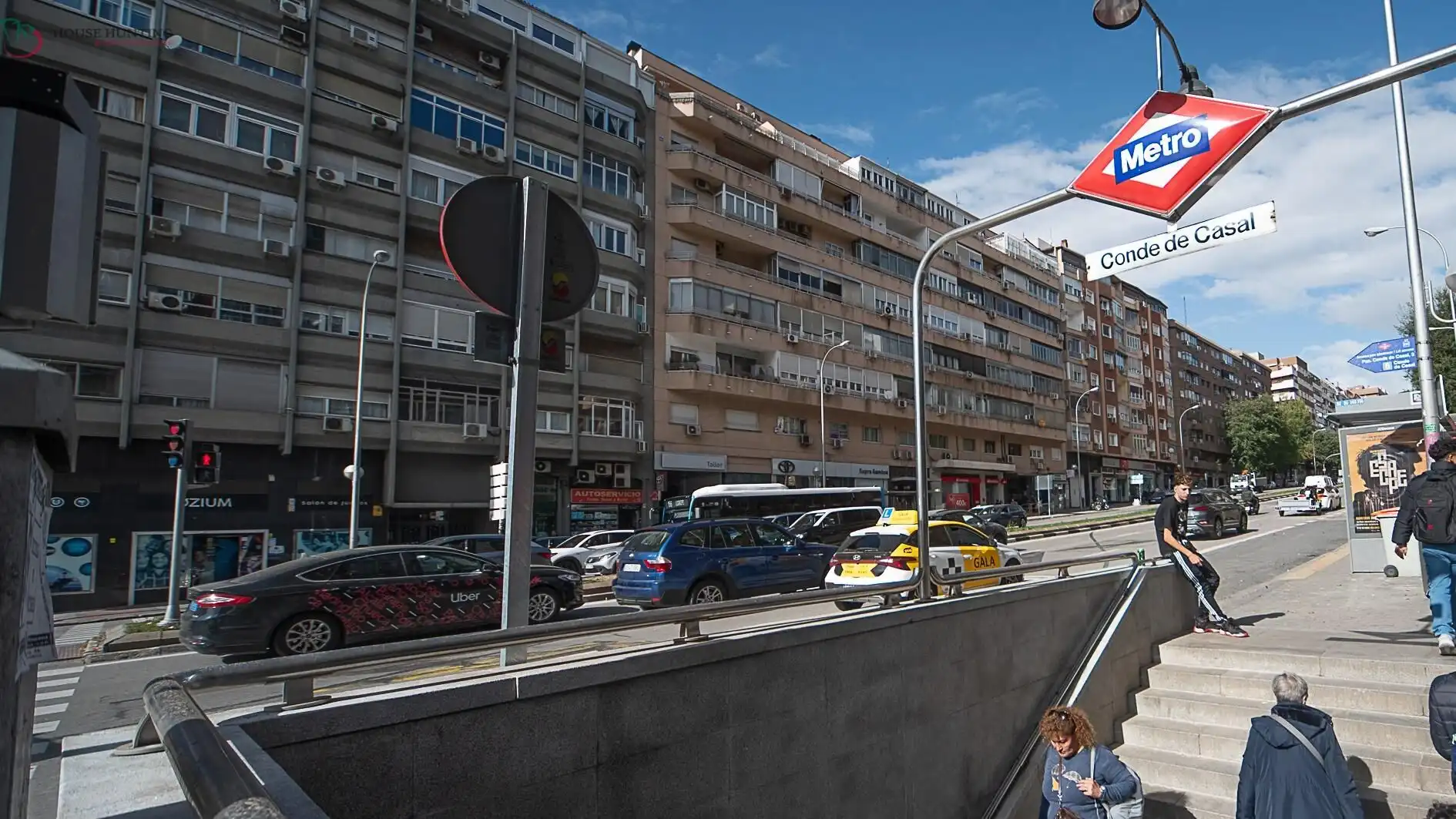 Exterior view of Commercial properties for sale in Madrid  with Air Conditioner