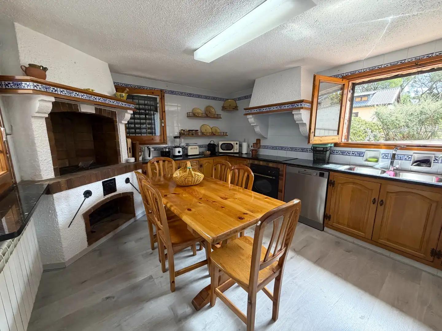 Cuina de Finca rústica en venda en Mediona amb Jardí privat, Parquet i Terrassa
