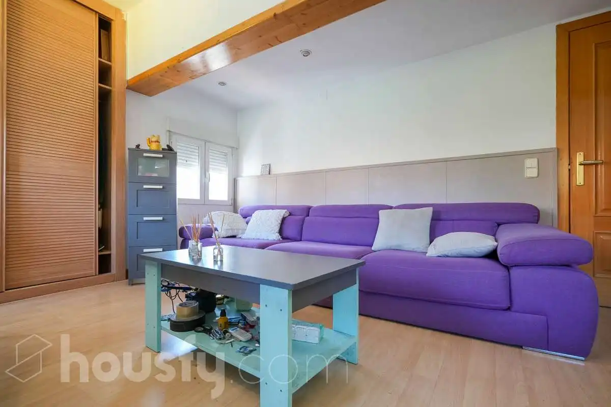 Sala d'estar de Casa o xalet en venda en Pozuelo de Alarcón amb Aire condicionat, Calefacció i Jardí privat