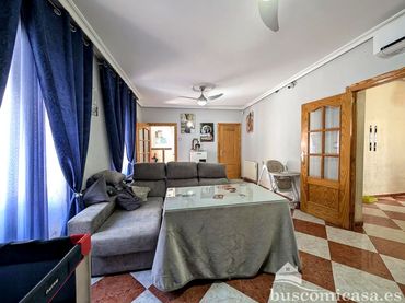 Casa amb balcó en venda a Rio Guadlimar