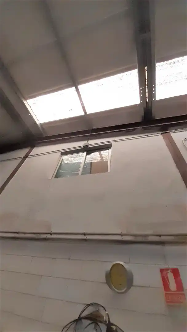 Industrial building for sale in Carrer del Vapor, imagen 12