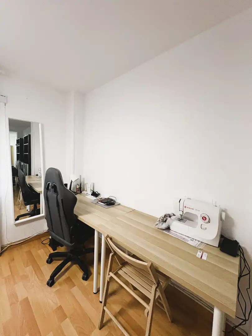 Flat for rent in Madrid  with Heating and Furnished